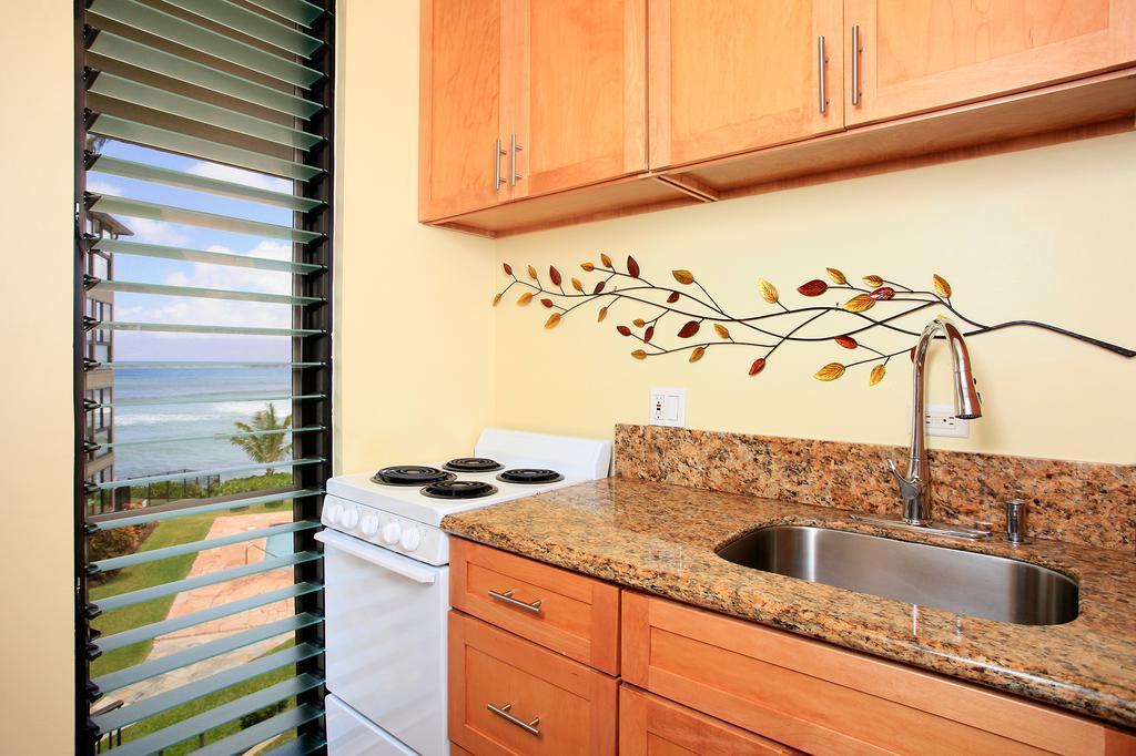 Noelani Condominium Resort Lahaina Bagian luar foto