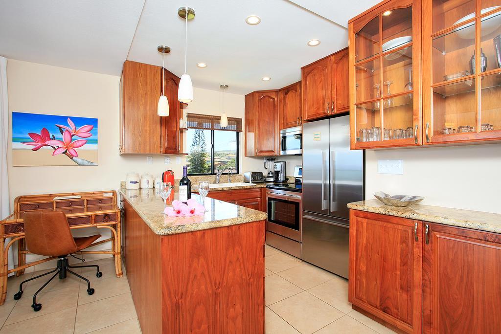 Noelani Condominium Resort Lahaina Bagian luar foto