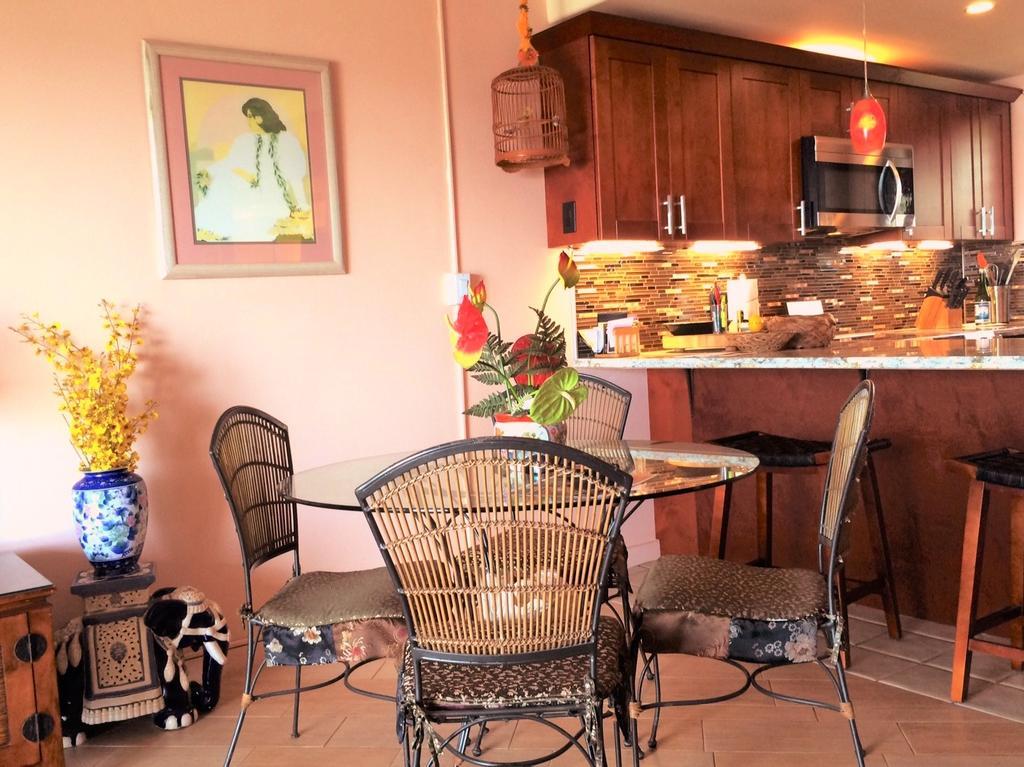 Noelani Condominium Resort Lahaina Bagian luar foto